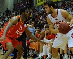12 Dev Adam Belçika'ya Mağlup Oldu