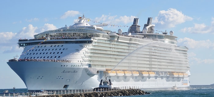 9 Harika Fotoğrafla Dünyanın En Büyük En Eğlenceli Cruise Gemisi  "Allure of the Seas"