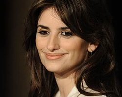 İsrail'i Kınayan Penelope Cruz Haftanın Salağı Seçildi...