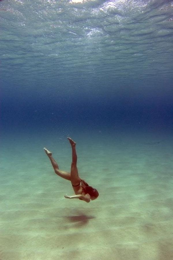 5. Denizle iç içe olduğunuz için yüzme öğrenme şansınız daha çoktur.