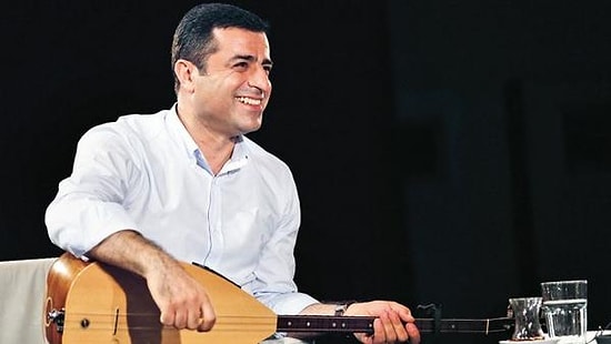 'Arınç'ın Kendisi Komple Şaka Olduğu İçin Onu Ciddiye Almıyorum'