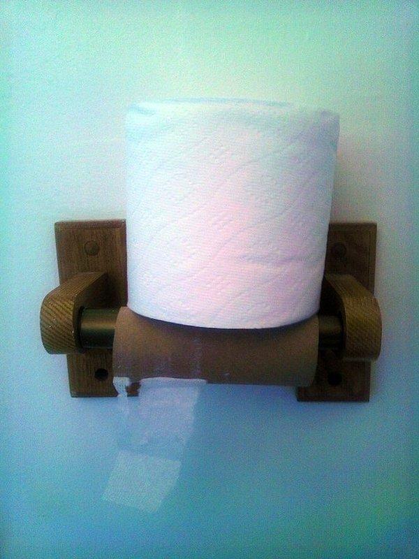 6. Tuvalet kağıdını asla o ruloya takmak zorunda değilsiniz