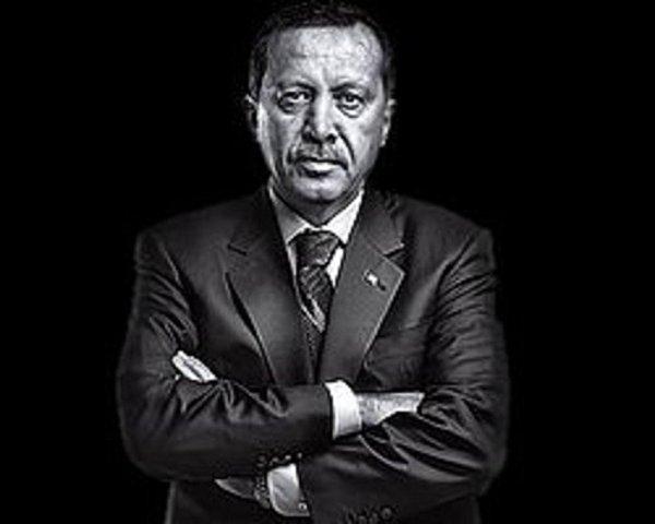 Umut Oran: Tayyip Erdoğan, kamu hazinesini ceb-i hümayun yaptı!