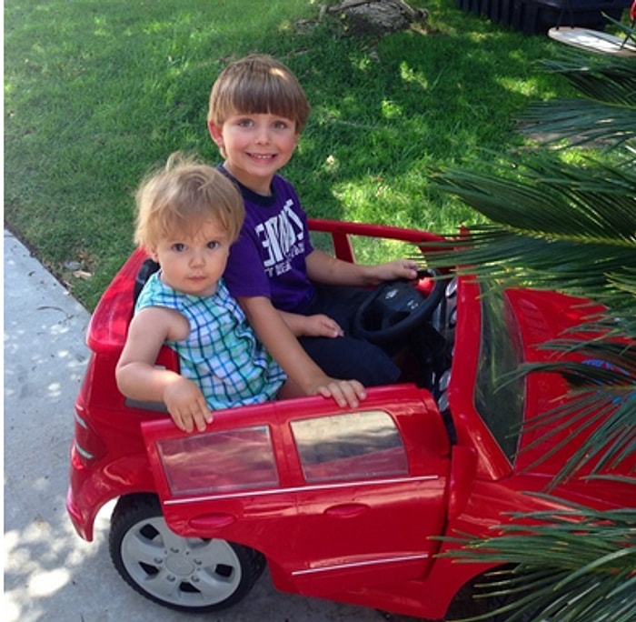 Sadece Ailenin En Küçük Çocuğunun Bileceği 15 Şey