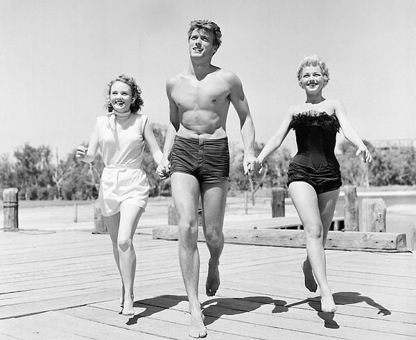 28. Clint Eastwood, Olive Sturgess, Dani Crayne - San Francisco, 1954.