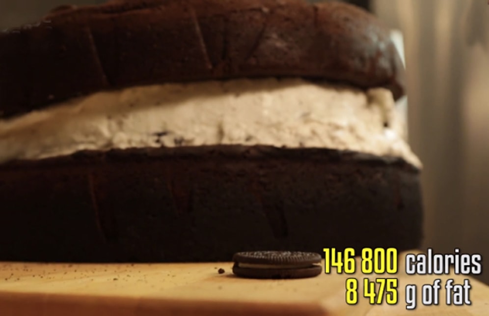 Dünyanın En Kalorili Püskeviti: 146,800 Kalori