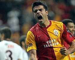 Gökhan Zan Takıma Dönüyor!