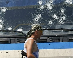 Ukrayna: Donetsk'e 'Topçu Ateşi Saldırısı'