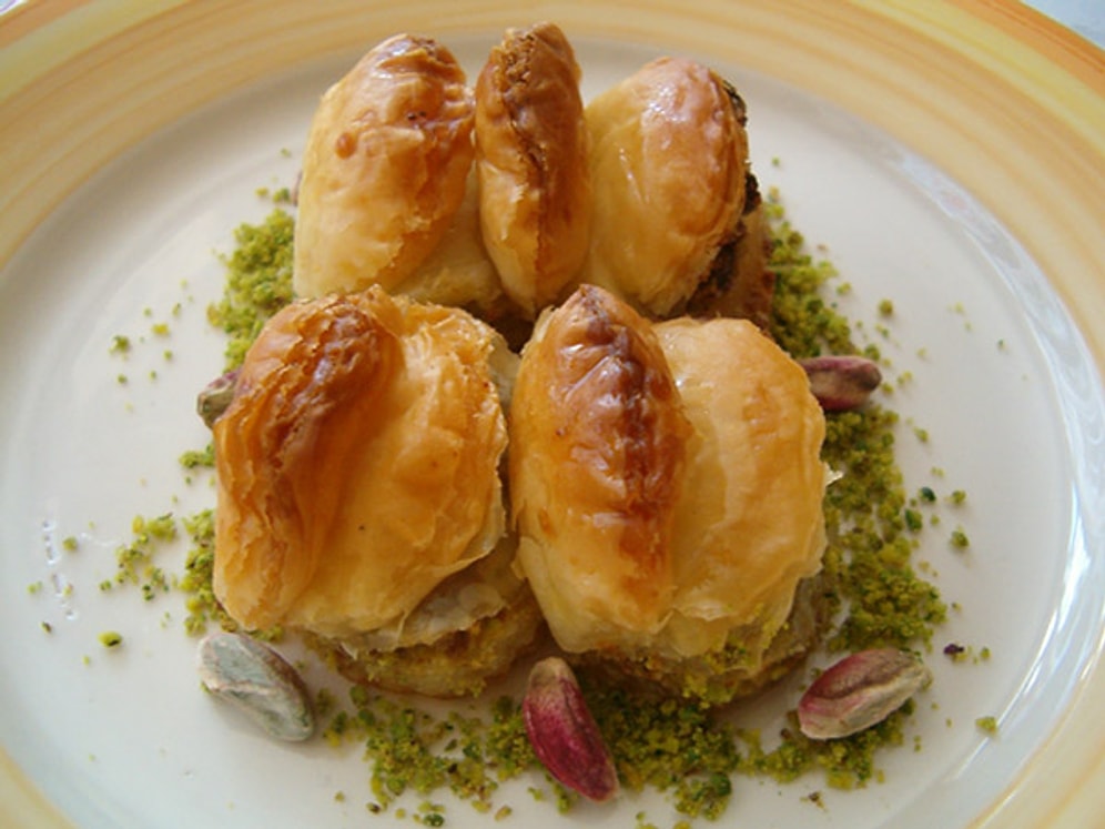 Enteresan İsimli 13 Tatlı ve Yemek