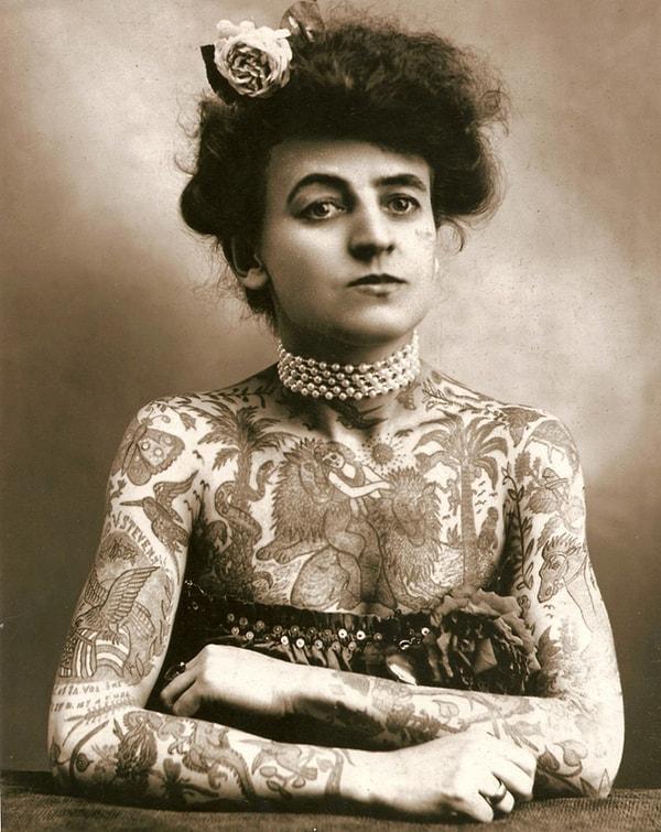 4. Bilinen ilk kadın dövmeci  Maud Wagner (1907)
