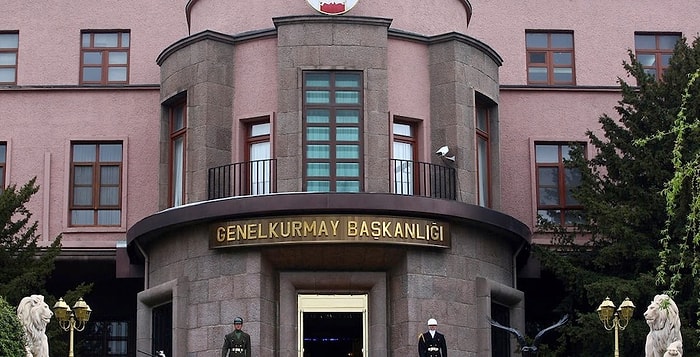 TSK: Türk Bayrağı Yakıldı, Atatürk Büstü Tahrip Edildi