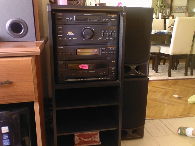 12. Kabinli Müzik Seti