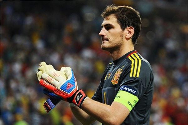 8. İker Casillas