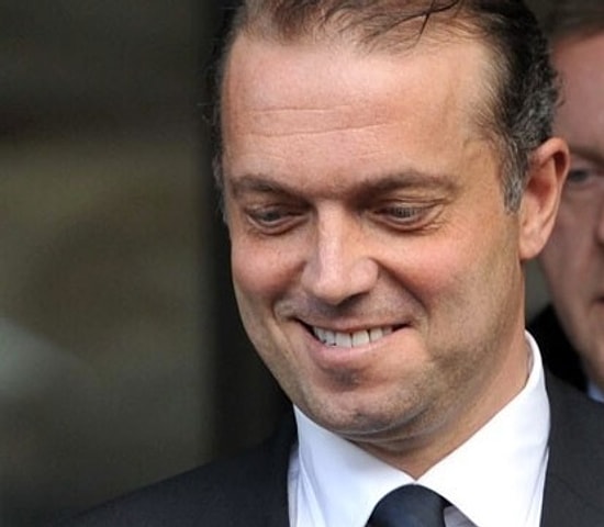 Cem Uzan'ın Ice Bucket Challange'a Katılıp, Meydan Okuması