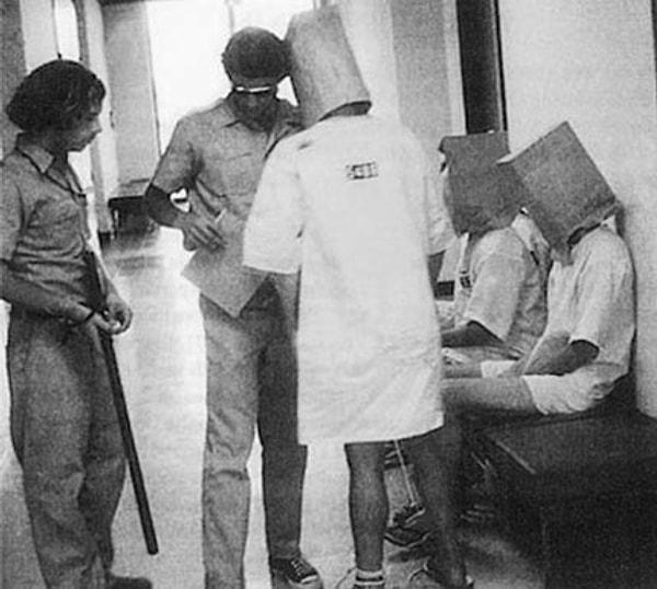 9 - 1971 Stanford Hapishane Deneyi