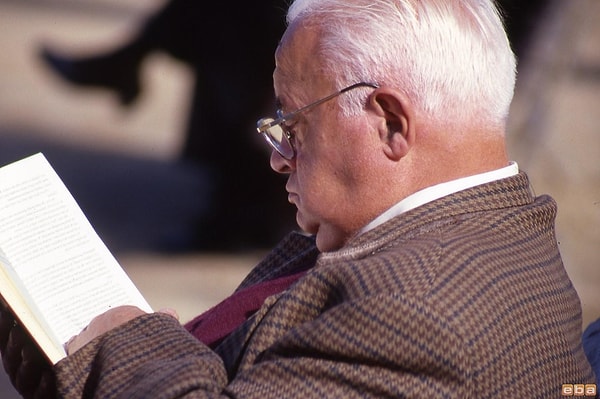 Ömrünüzün sonuna kadar okuyup araştırmanız gerekir