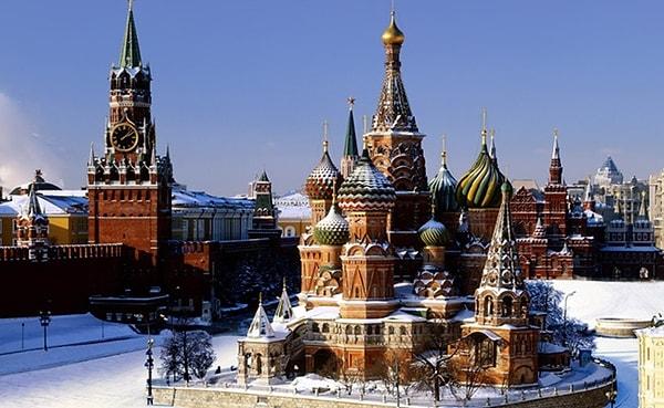 1. Burnumuzun dibinde muazzam bir tarih: Rusya