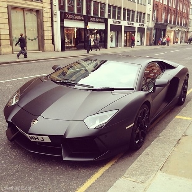 Lamborghini'ye sahip olmak