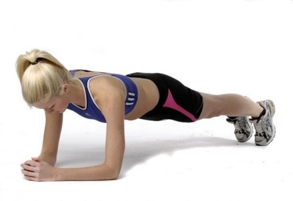 2. Plank Egzersizi