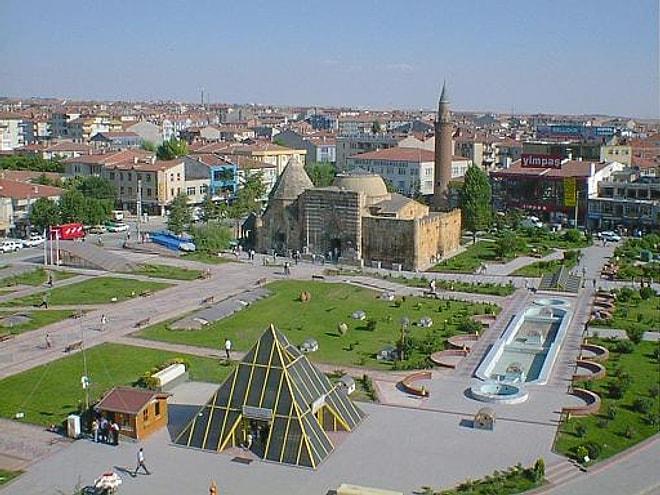Tarihi ve Doğasıyla Adeta Gizli Turizm Cenneti: 16 Maddeyle Kırşehir