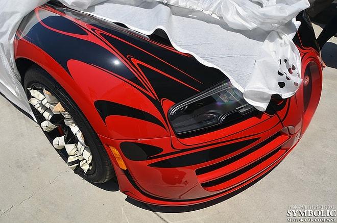 Bugatti Veyron'un Sahibine Teslim Edilişi - Titizlik İçerir