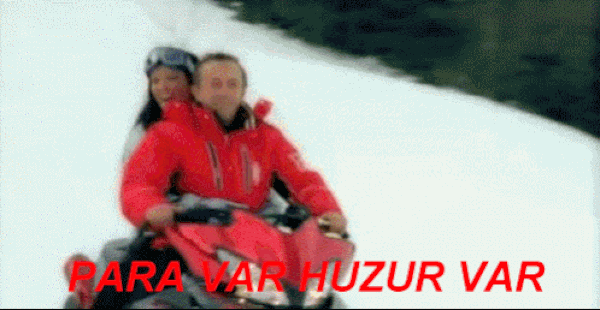 23. Murat Başaran'ın kar küreme aracıyla kovalayarak korkuttuğu sevgilisini kapan Ali Ağaoğlu