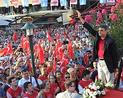 CHP Kurultay Delegesine mektup yazan Umut Oran, “Bugüne kadar olduğu gibi, bundan sonra da kendimi sizlere emanet ediyorum. ‘SOL’duyunuzla ve desteğinizle bütün güçlükleri aşacağımıza inanıyor, sizi içtenlikle selamlıyorum” dedi.
