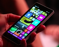 Nokia Lumia 830 Tanıtıldı