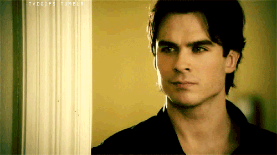 The Vampire Diaries In Yakisikli Vampiri Damon Salvatore Un Akillara Kazinmis 38 Repligi Onedio Com