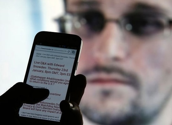 Snowden'dan Gezi'ye ve Sansür Karşıtlarına Dayanışma Mesajı