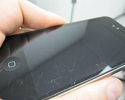 Akıllı Telefonlarda Çizikler Nasıl Temizlenir?