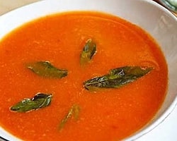 Soğanlı Şehriye Çorbası Nasıl Yapılır ?