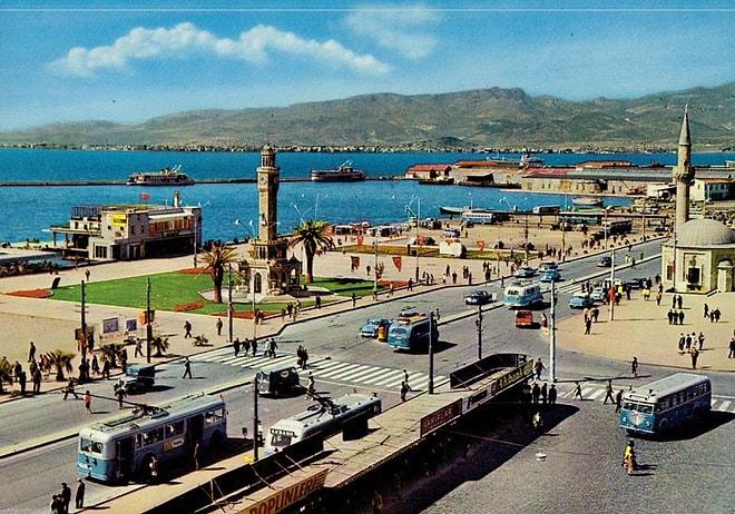 35 Fotoğrafla İzmir'in Tarihin Derinliklerinde Kalan Şaşırtıcı Görünümü