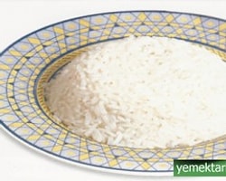 Sade Pilav Nasıl Yapılır ?