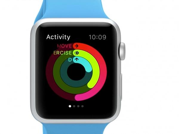 Tim Cook, "Apple tarihinde yeni bir sayfa" diyerek tanıttı Apple Watch'u...