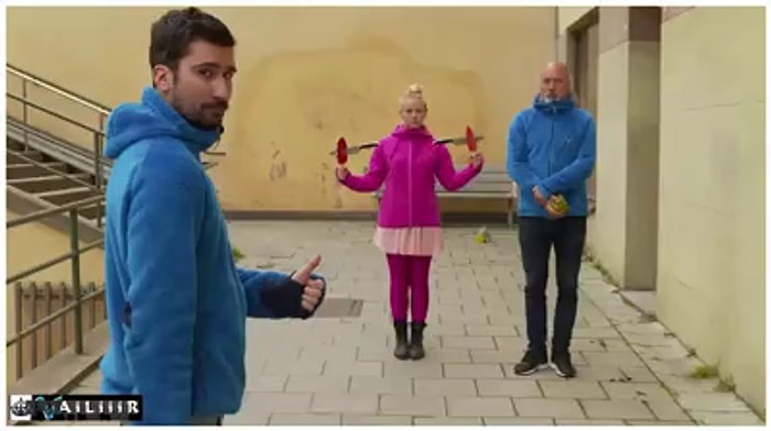 Pinpon Topu ve Raketiyle Mucizeler Yaratmak