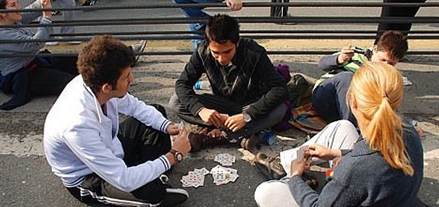 4- Klasiklerden: batak oynamaktan kaçının