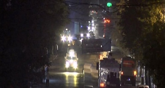 Gazi Mahallesi'nde Gergin Gece!