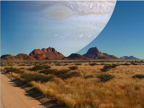 Eğer Jüpiter, dünyamıza ay kadar yakın olsaydı bu şekilde görünecekti.