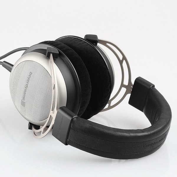 4. Beyerdynamic Tesla T1