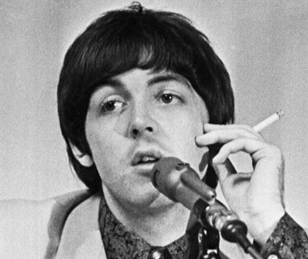 2. Paul McCartney özel bir hastanede doğan tek grup üyesi.