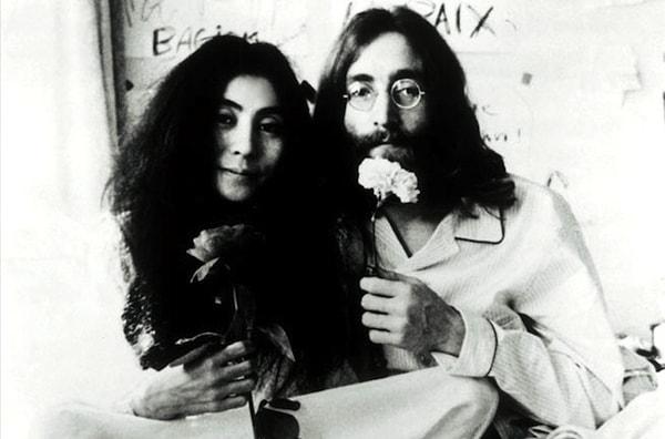 17. 1969′da John Lennon, Yoko Ono’yla evlendi ve ismini John Ono Lennon olarak değiştirdi.