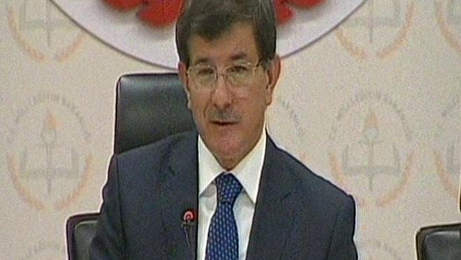 Başbakan Davutoğlu MEB'i ziyaret etti