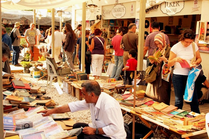 '8. Beyoğlu Sahaf Festivali' Başladı