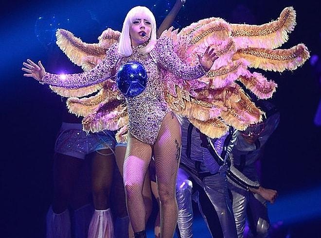Ünlü Şarkıcı Lady Gaga'nın Bugüne Kadar Giydiği En Çılgın 30 Kıyafet