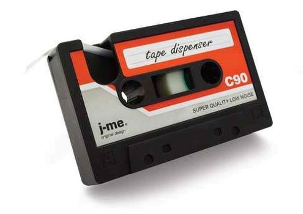 69. Teyp kasetleri tarih oldu ama kaset şeklindeki bu selobant ile nostalji yaşamak mümkün.