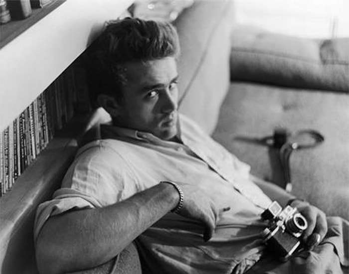 James Dean'in Gelmiş Geçmiş En Karizmatik Aktör Olduğunu Kanıtlayan 22 Fotoğraf