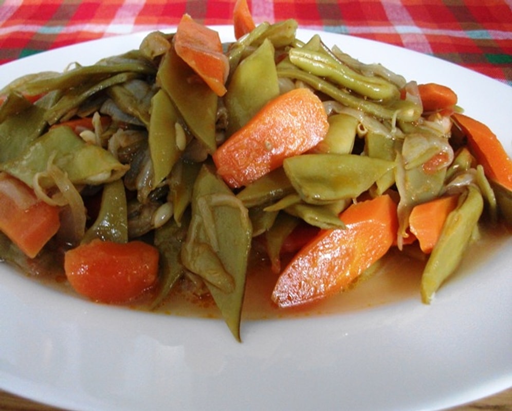 Kadınlardaki "Taze Fasulye Yemeği" Sevgisinin Altında Yatan 13 Sebep