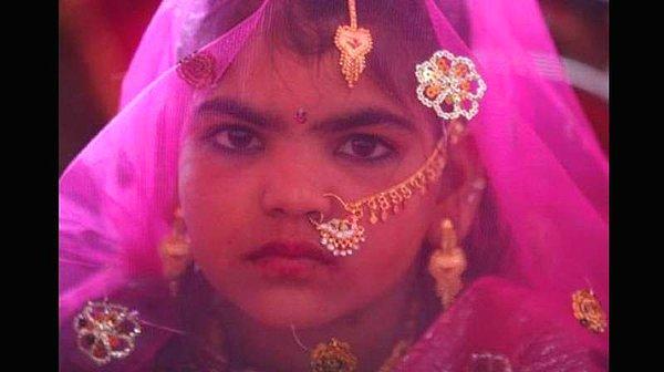 4. Bangladeş, çocuk yaşta evliliği yasaklamış olmasına rağmen, bu konuda dünya üzerinde karşılaşılan en yüksek oranlardan birine sahip.