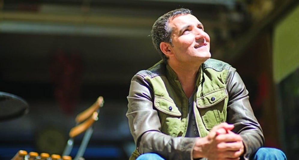 Rafet El Roman Soyadını Değiştirdi